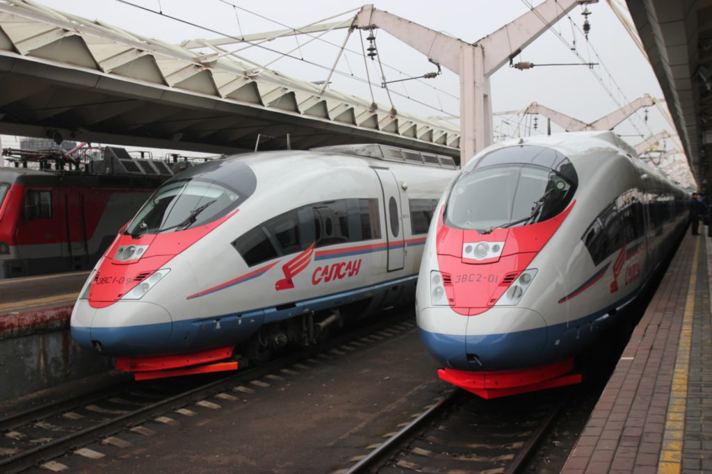 Чем обернутся санкции против РЖД для пассажиров поездов