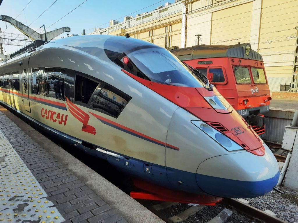 Скоростной поезд «Сапсан» сообщением Москва – Петербург: как купить билеты, цены, советы