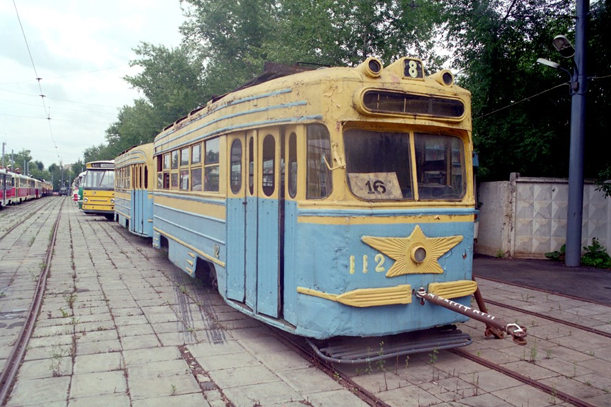 В Москве с конца 80-х годов спасают старые трамваи, но теперь над ними нависла угроза