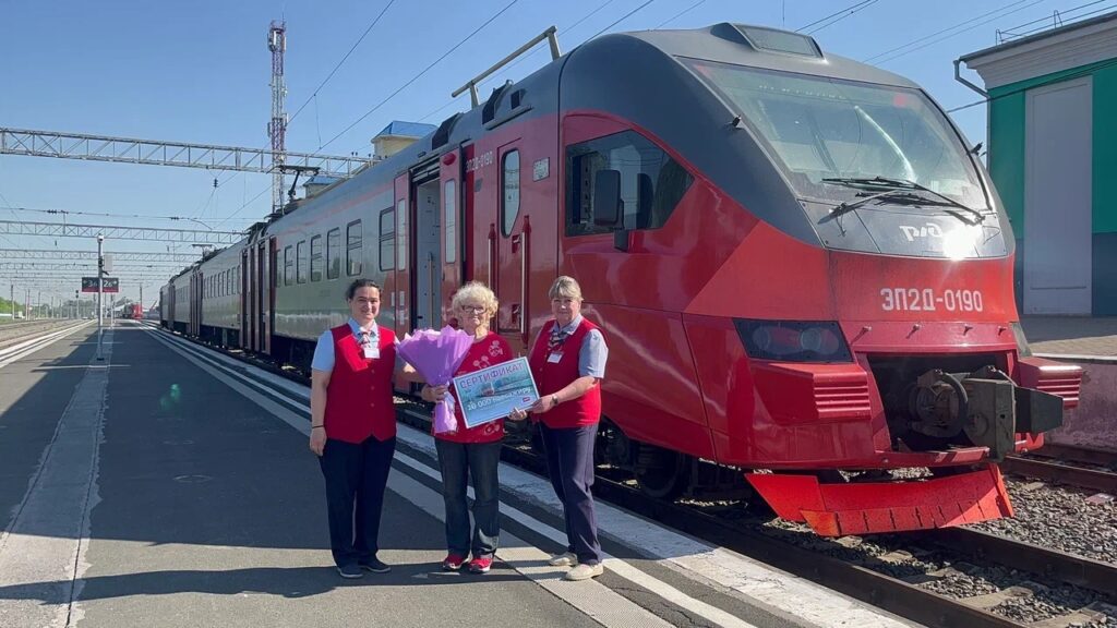 Уже перевезли 10 тысяч пассажиров: в Кемерове впервые за 15 лет запустили пригородные поезда